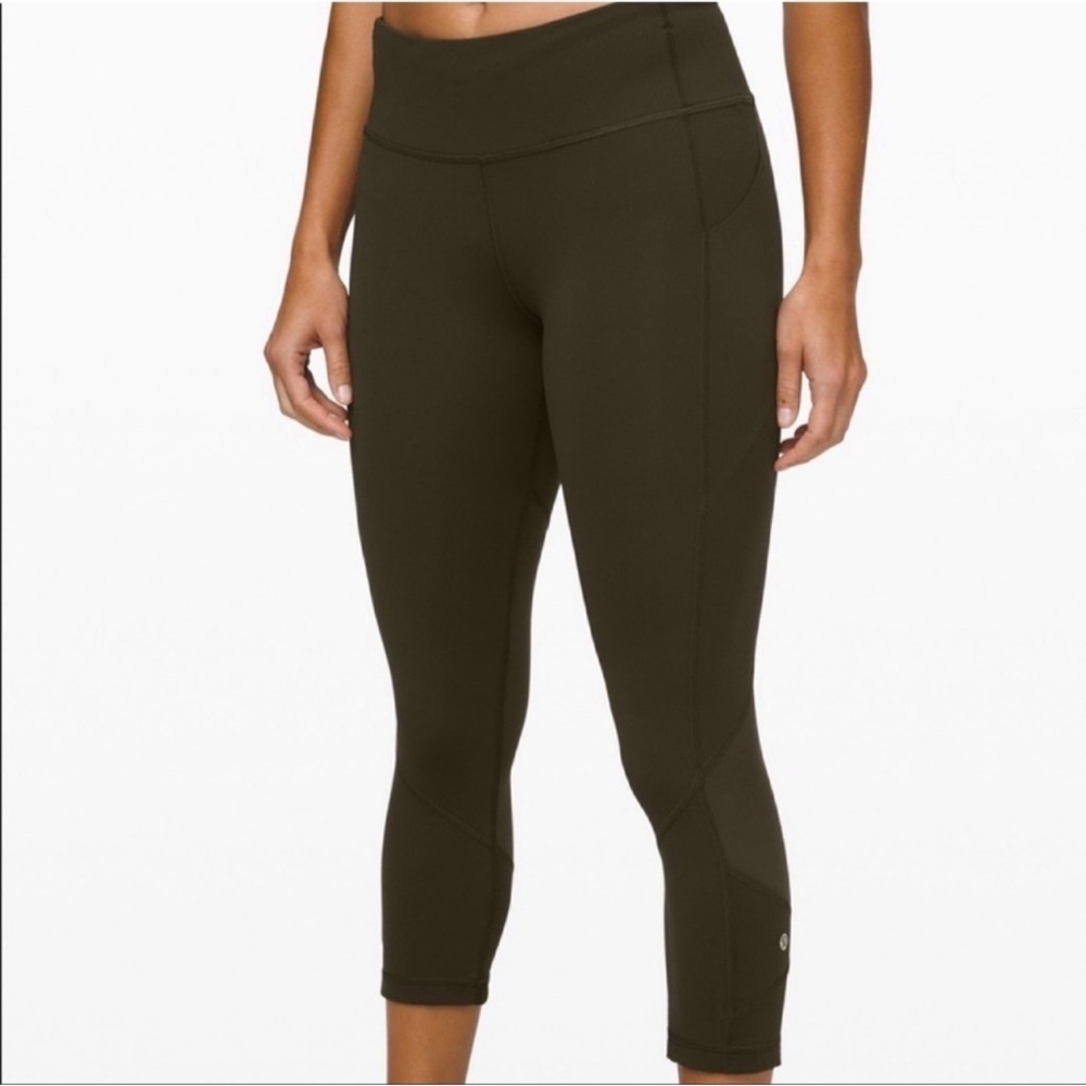 Lululemon crops leggings